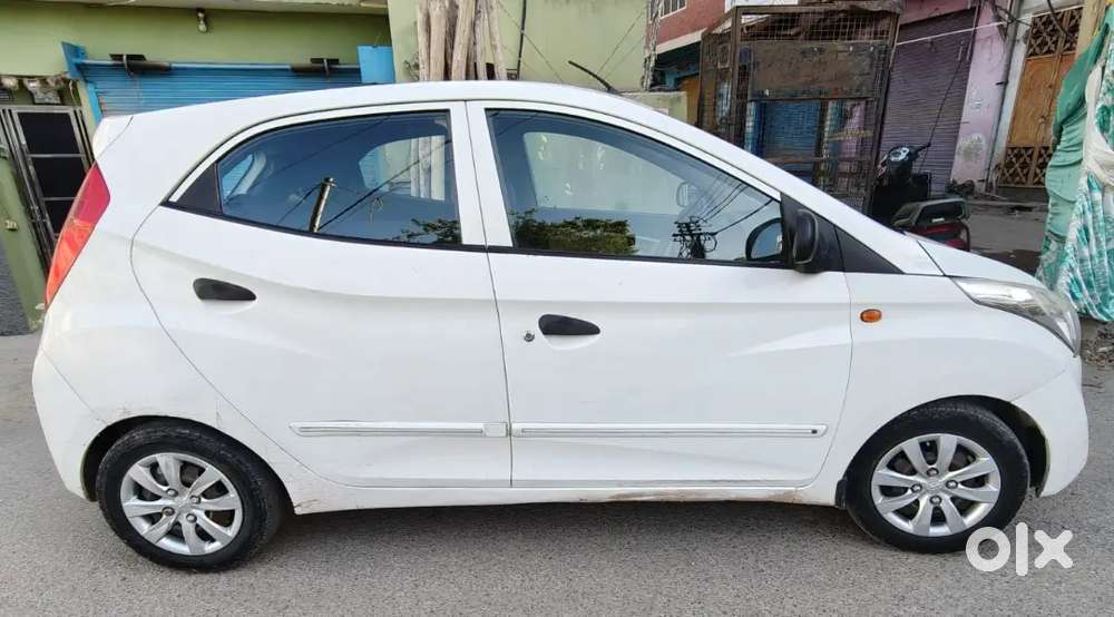Hyundai Eon 2012 Petrol Well Maintained