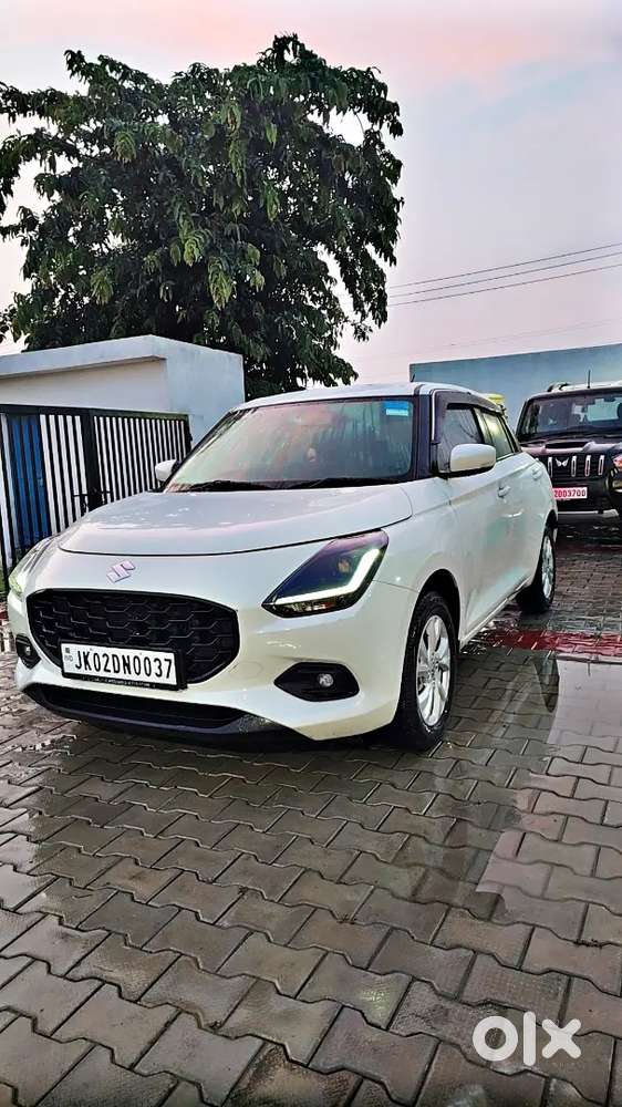 Maruti Suzuki Swift Zxi 2025