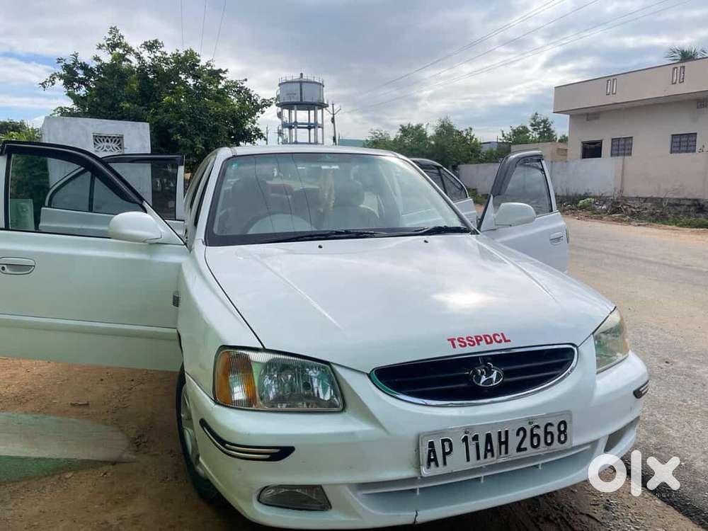 Hyundai Accent Petrol 2010