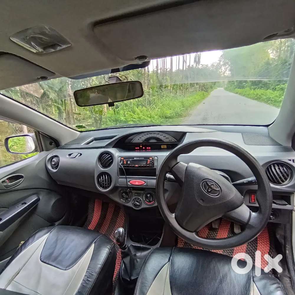 Toyota Etios 2012 Petrol 90000 Km Driven