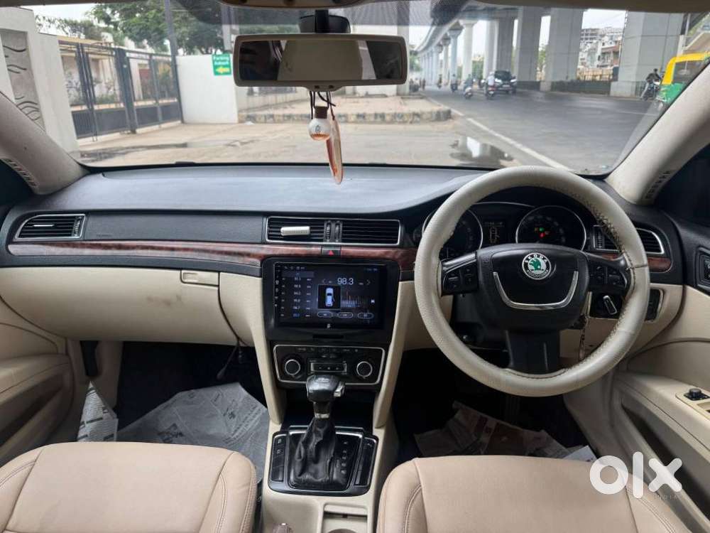 Skoda Superb Lk 2.0 Tdi At, 2012, Diesel