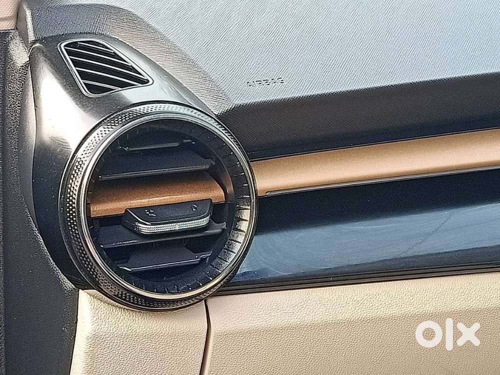 Skoda Slavia Ambition 1.0l Tsi At, 2023, Petrol