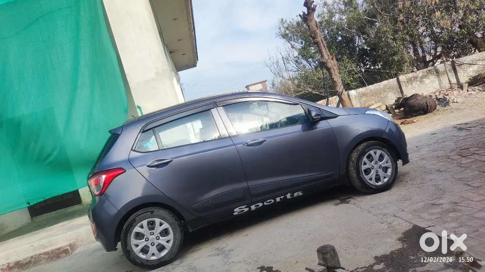 Hyundai Grand I10 Sportz 2015 Variant Diesel