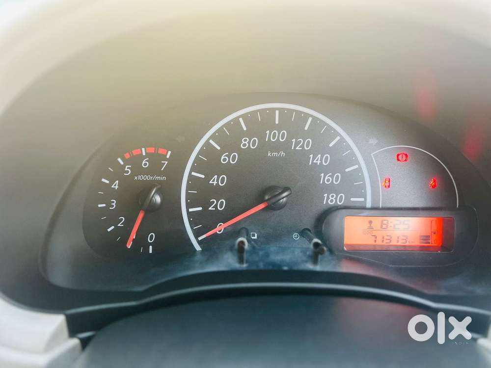 Nissan Micra Xv D, 2016, Petrol