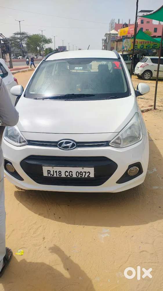 Hyundai Grand I10 2014 Petrol 85000 Km Driven