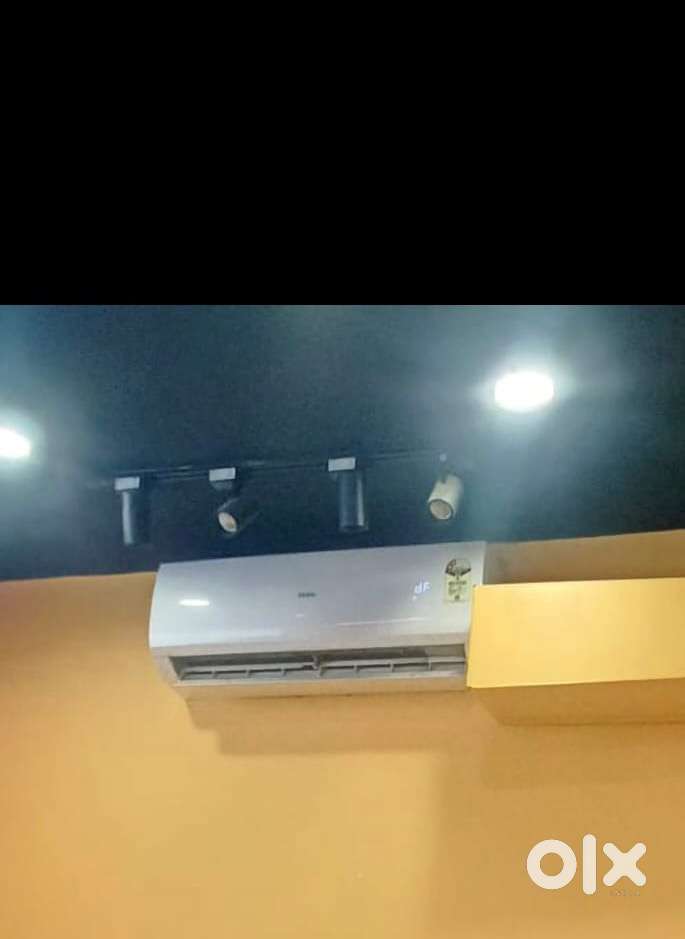 2ton haier ac nd fridge only 2months old