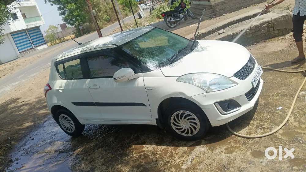 Maruti Suzuki Swift 2013 Diesel 180000 Km Driven