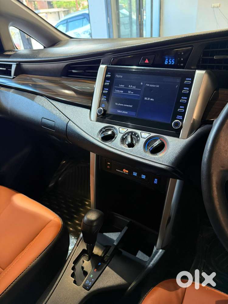 Toyota Innova Crysta 2.4 Gx Limited Edition 7 Str, 2021, Diesel