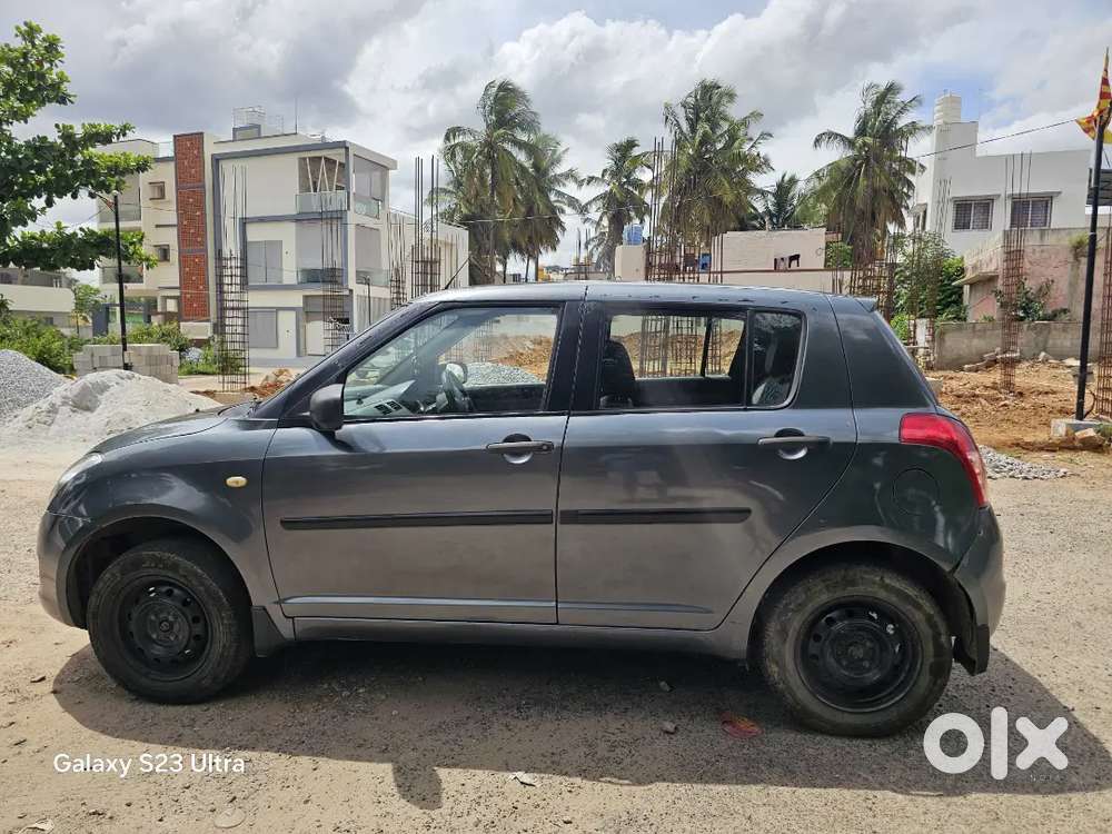 Maruti Suzuki Swift 2005 Petrol 223000 Km Driven