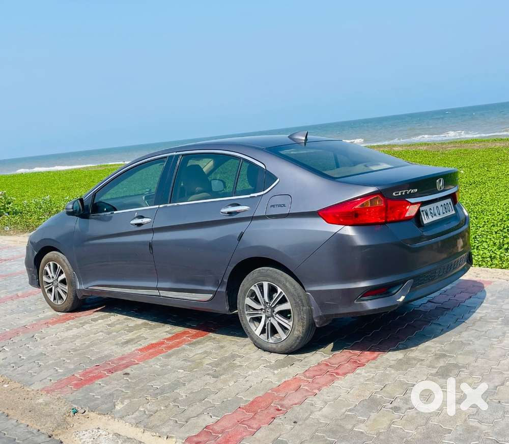2017 Honda City 1.5 V (petrol) • Showroom Quality •