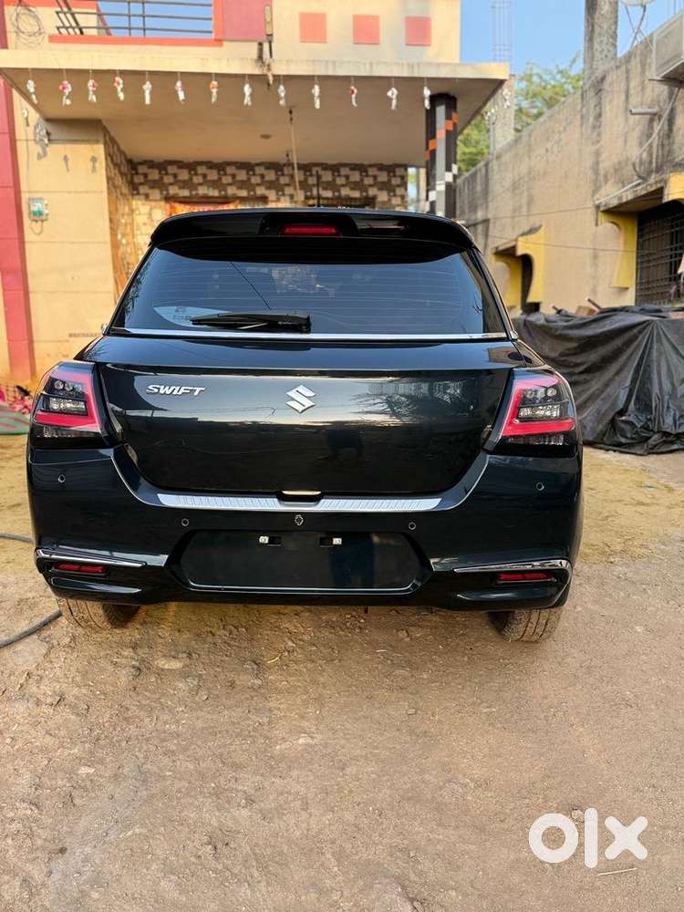 Maruti Suzuki Swift 2025 Petrol 7780 Km Driven
