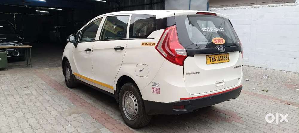 Mahindra Marazzo 2023 Diesel Manual Car