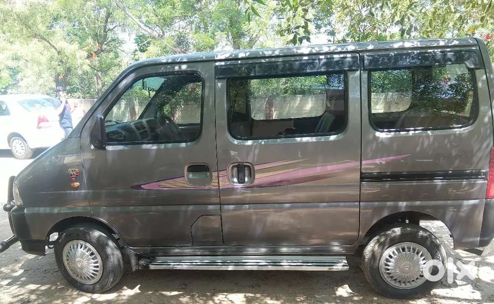 Maruti Suzuki Eeco 2016 Petrol 76000 Km Driven