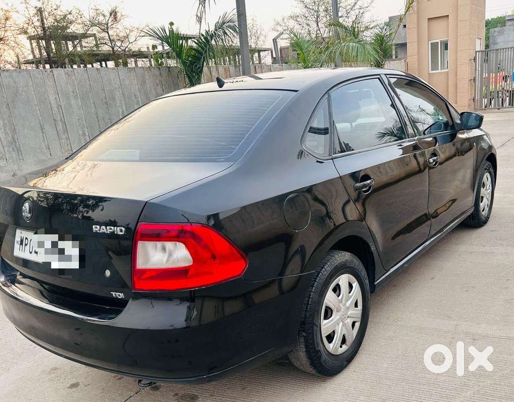 Skoda Rapid 2013-2016 1.5 Tdi At Elegance Black Package, 2014, Diese..