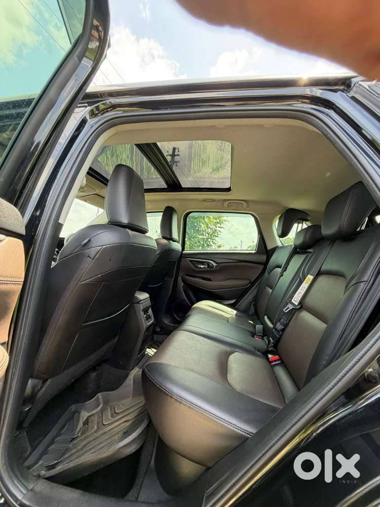 Toyota Urban Cruiser Hyryder 1.5 V Hybrid, 2021, Cng & Hybrids
