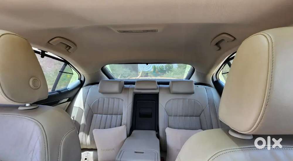 Skoda Superb 2017 Petrol Car