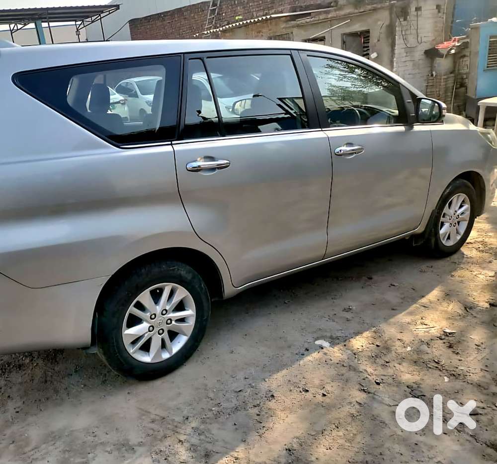 Toyota Innova Crysta 2.7 Vx Mt, 2020, Petrol