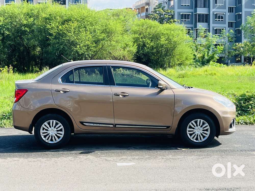 Maruti Suzuki Swift Dzire Vxi Regal Limited Edition Amt, 2022, Petro..