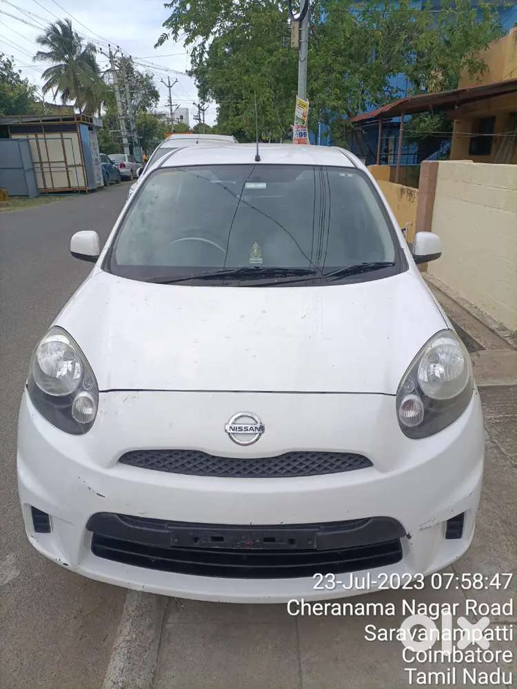 Nissan Micra Active 2014 Petrol Xv Well Maintained