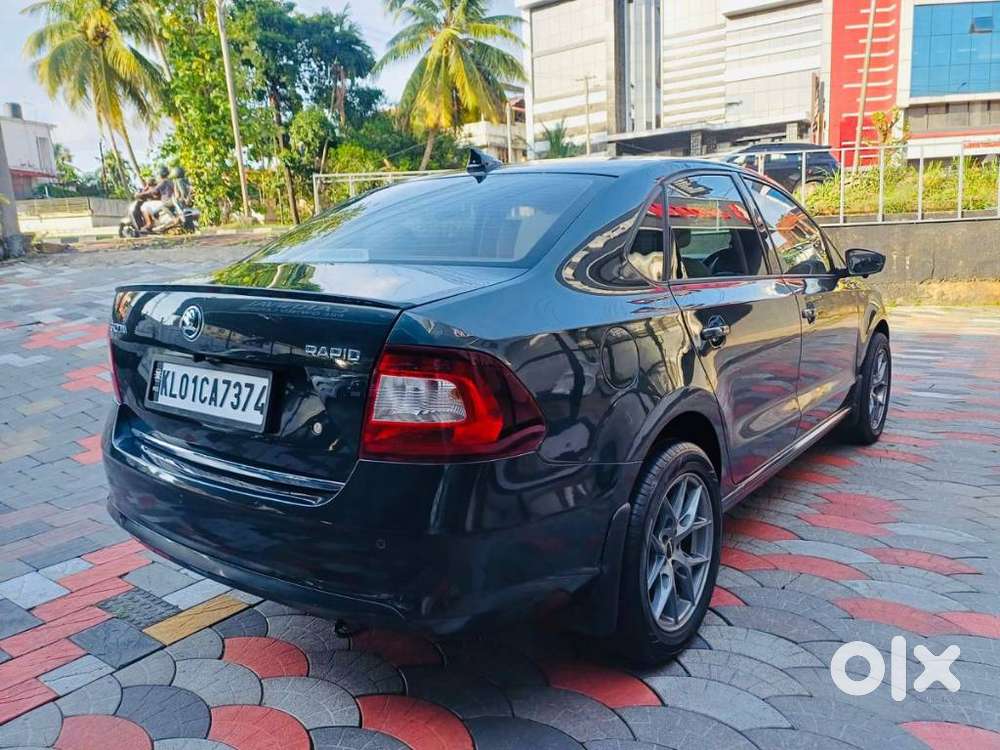 Skoda Rapid 1.6 Mpi At Style, 2017, Petrol