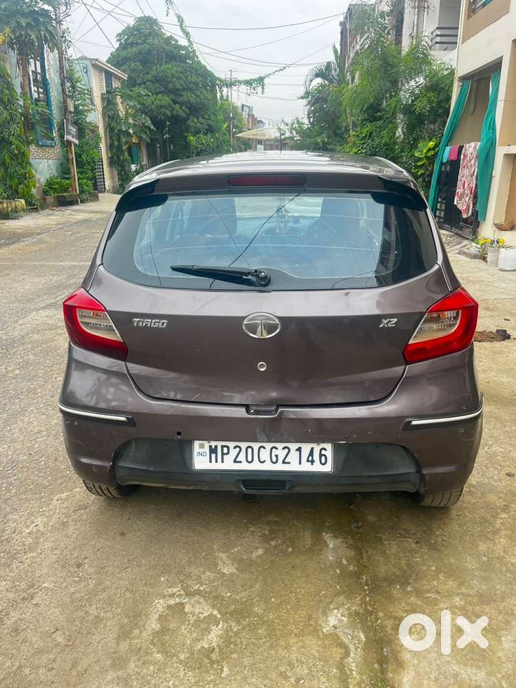 Tata Tiago Petrol 2017