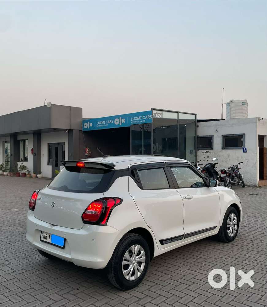 Maruti Suzuki Swift 1.2 Vxi (o), 2023, Petrol