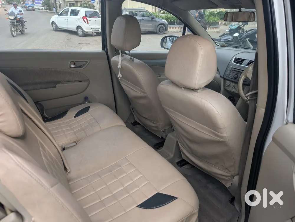 Maruti Suzuki Ertiga 2012
