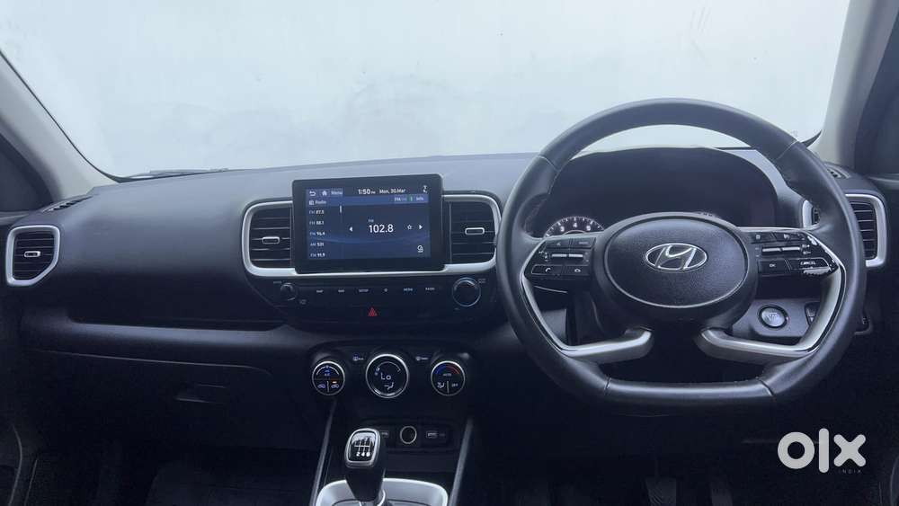 Hyundai Venue 1.0 Sx (o) Turbo Imt, 2022, Petrol