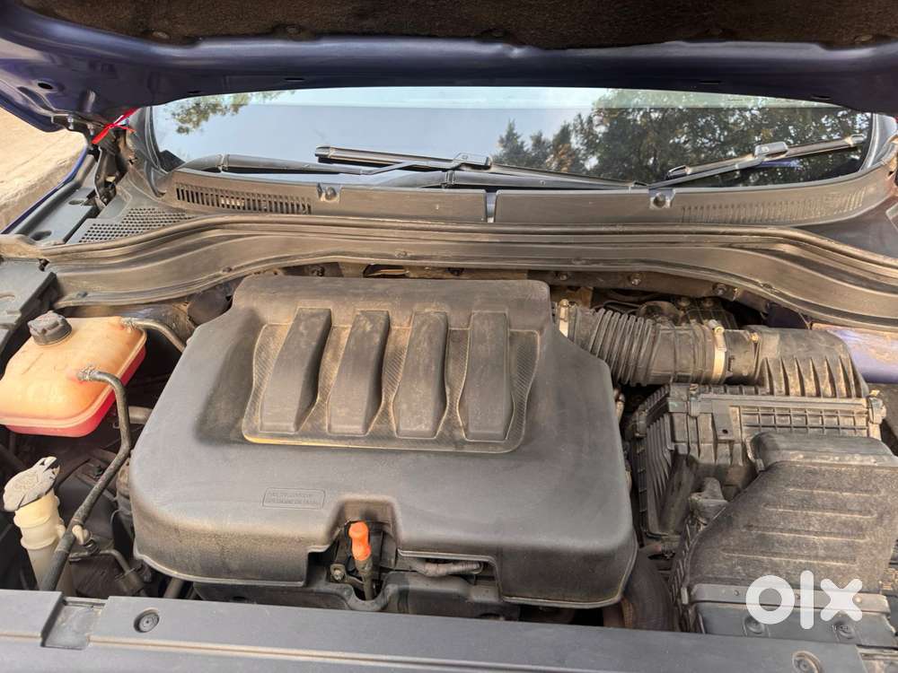 Mahindra Xuv700 2.0 Ax 7 Petrol At Str, 2021, Petrol