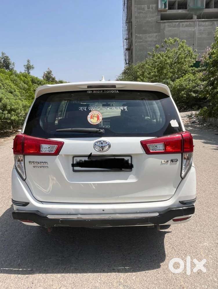 Toyota Innova Crysta 2.4 G Mt, 2017, Diesel