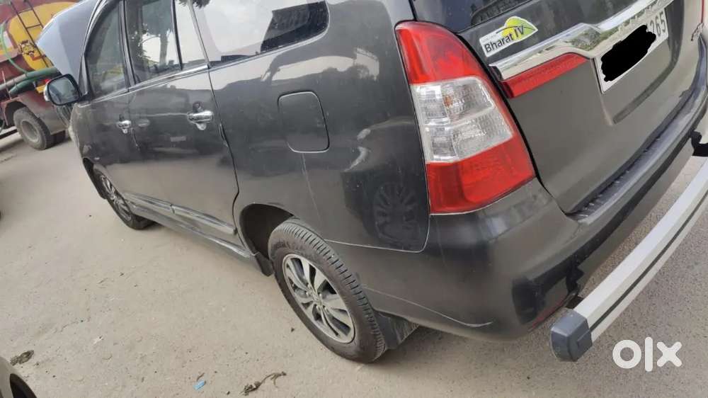 Toyota Innova 2.5 V 8 Str Diesel 2015