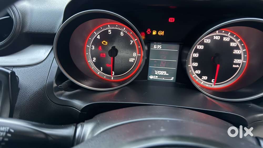 Maruti Suzuki Swift Vvt Vxi, 2021, Petrol