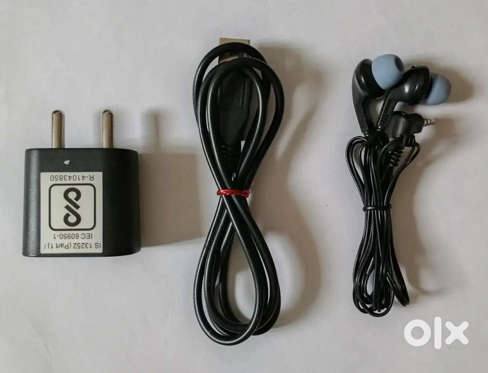 Phone charger & earphones
