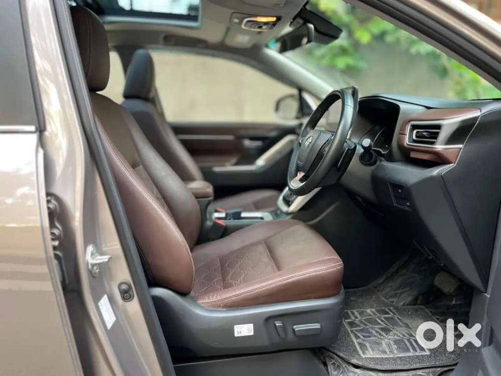 Toyota Innova Hycross 2.0 Zx (o) Hybrid 7 Str, 2026, Petrol