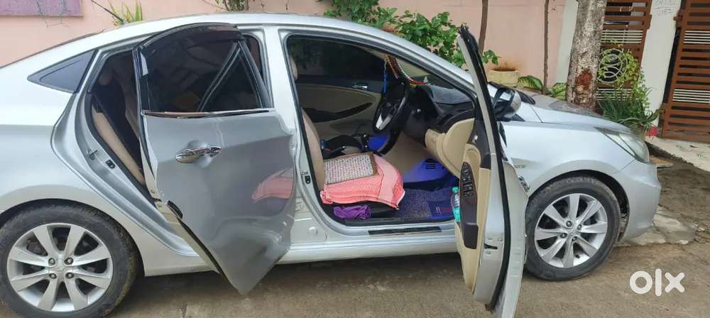 Hyundai Verna Sx 2012 Top End Batton Start
