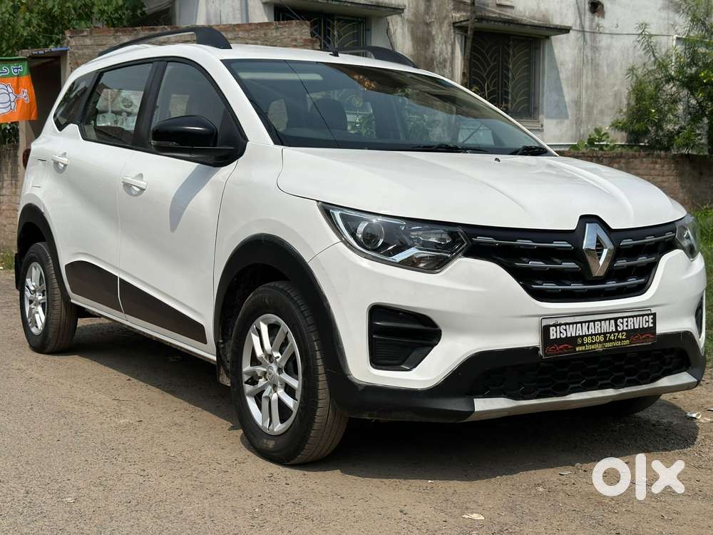 Renault Triber Rxz, 2023, Petrol