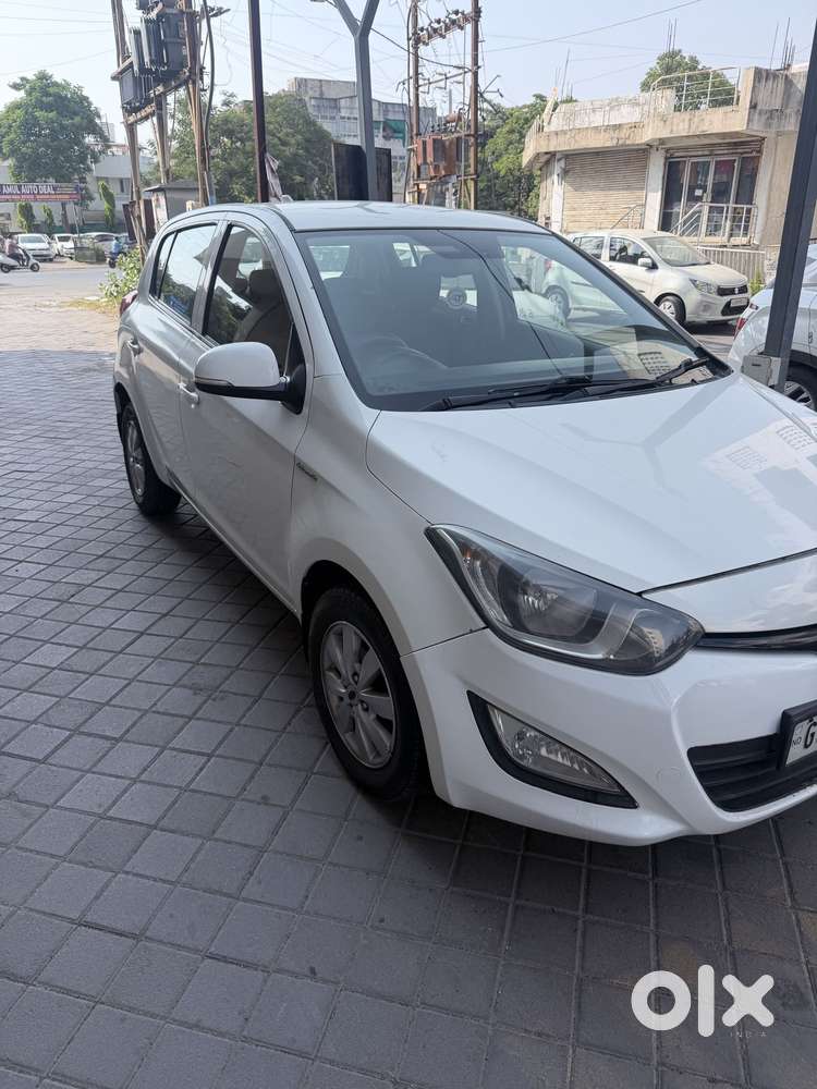 Hyundai I20 Sportz 1.2 Bs-iv, 2012, Petrol