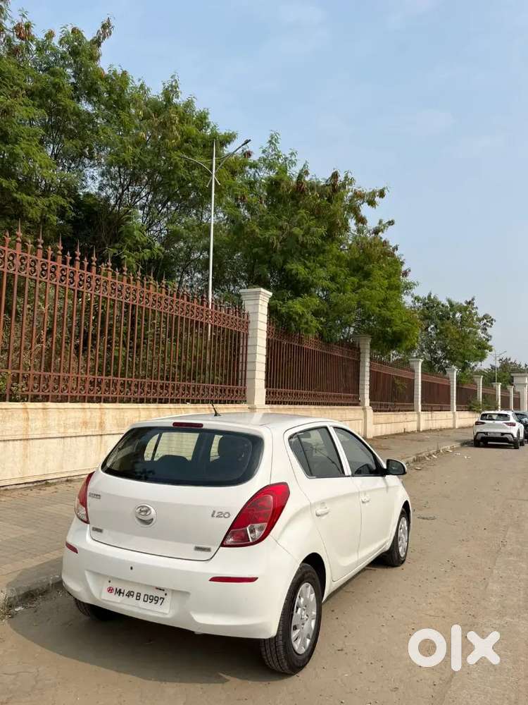 Hyundai I20 2012 Diesel 100000 Km Driven