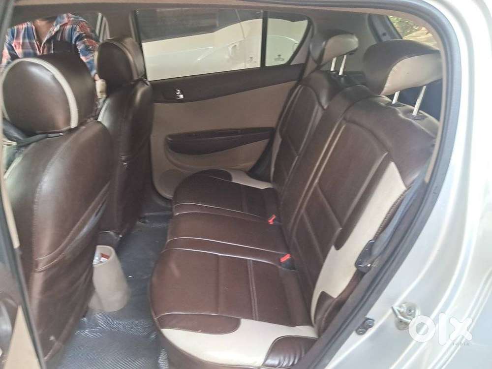 Hyundai I20 Sportz 1.2 Bs-iv, 2010, Petrol