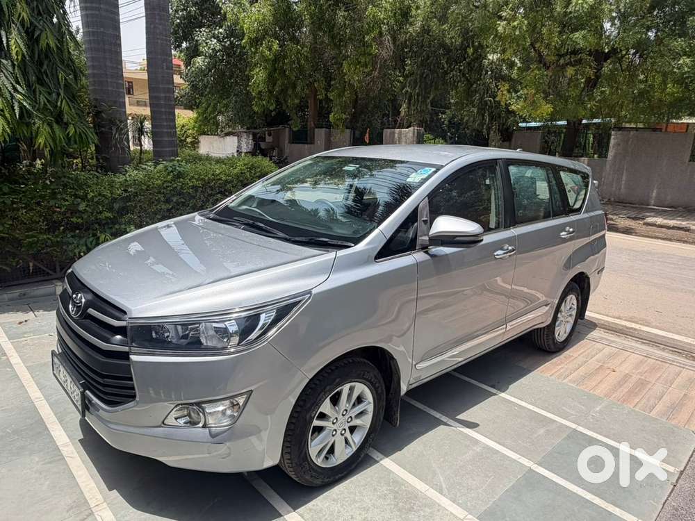 Innova Crysta 2.4 G 2020/21 Modal Toyota Diesel Manual Car 2021