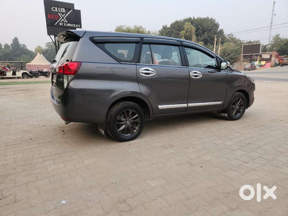 Toyota Innova Crysta 2.4 V 8 Str, 2018, Diesel