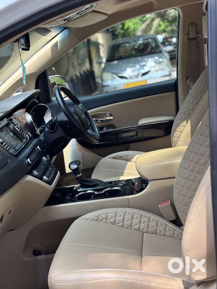 Kia Carnival Limousine Plus 7 Str, 2023, Diesel