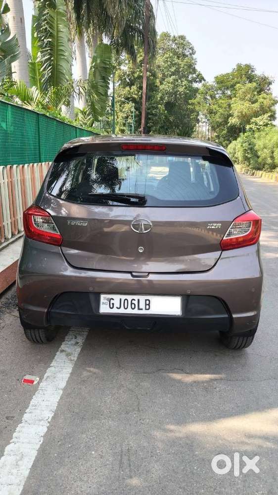 Tata Tiago 1.2 Revotron Xza, 2017, Petrol