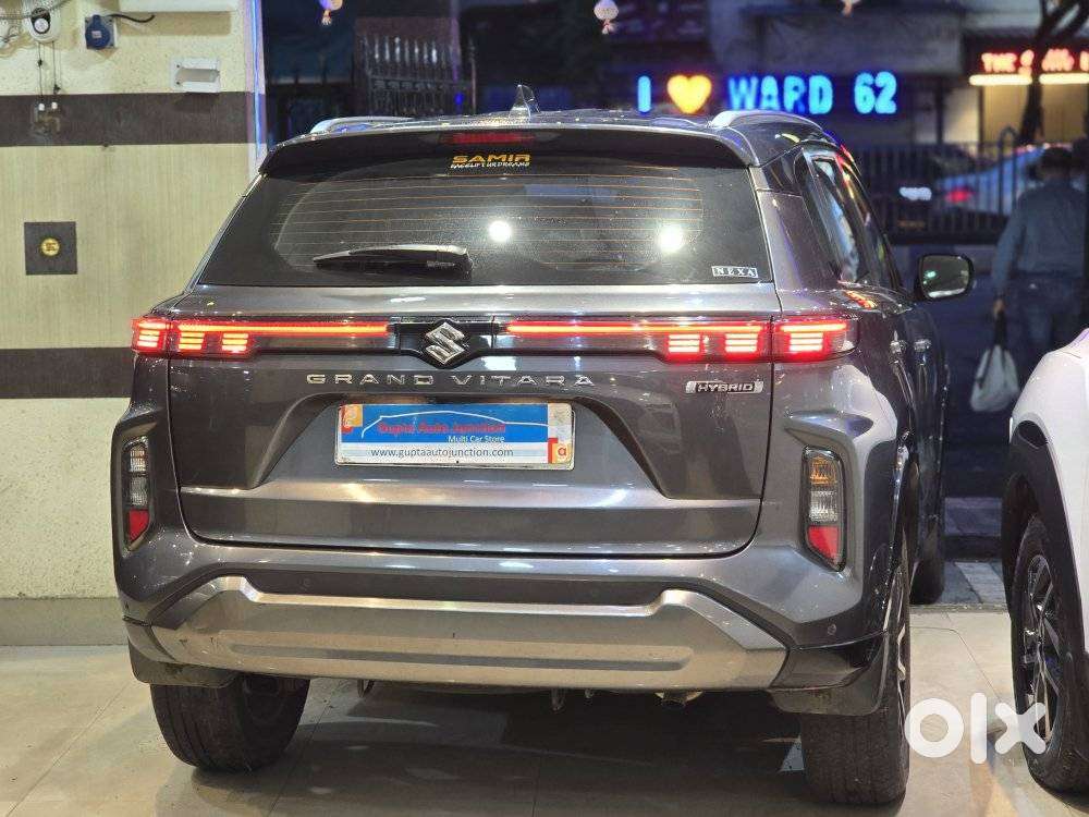 Maruti Suzuki Grand Vitara 1.5 Zeta Plus Dual Tone Intelligent Hybri..