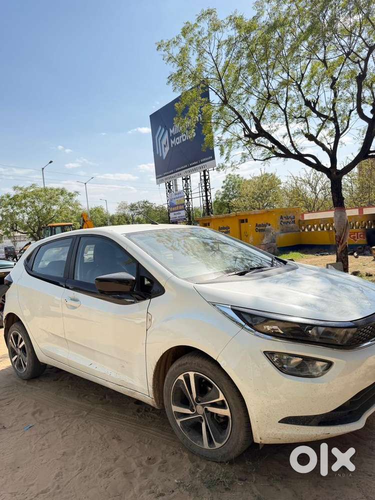 Tata Altroz 2024 Diesel Well Maintained