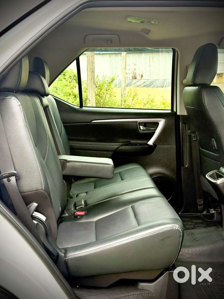 Toyota Fortuner [2021-ongoing] 2.8 2wd Diesel At, 2025, Diesel