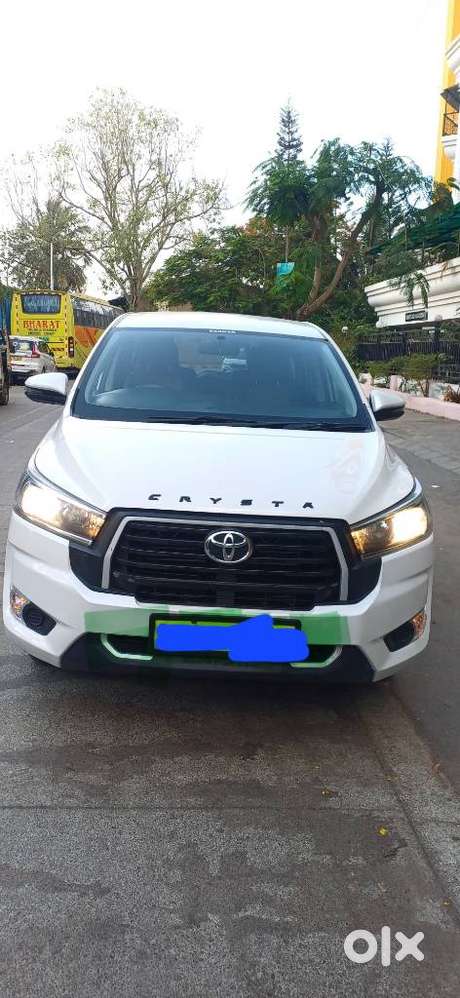 Toyota Innova Crysta 2.4 G Mt, 2023, Diesel