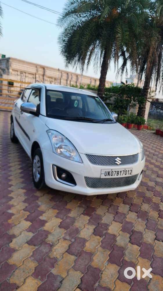 Maruti Suzuki Swift Lxi Optional-o, 2017, Petrol