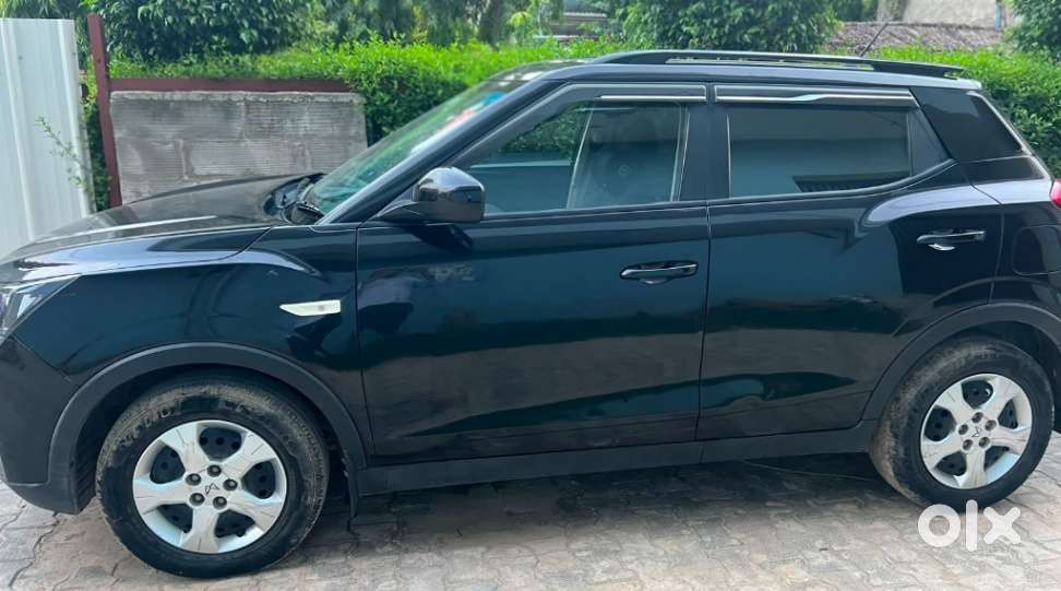 Mahindra Xuv300 W6, 2023, Petrol