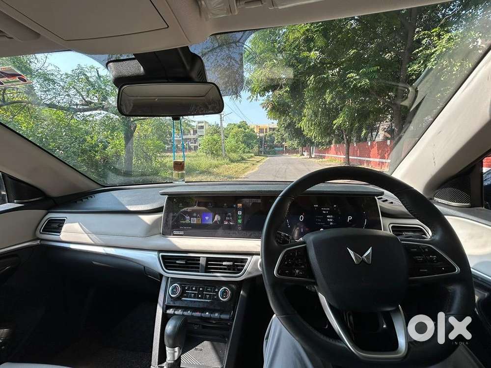 Mahindra Xuv700 2023 Petrol Good Condition